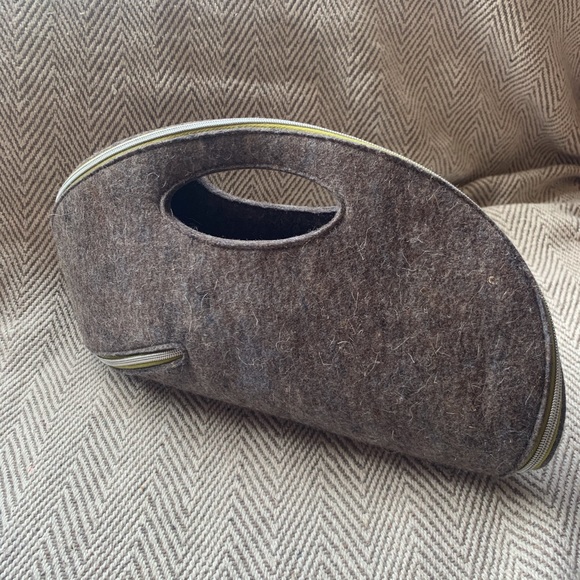 Josh Jakus UM Eco Felt Clutch Bag 13” x 7” - Picture 4 of 14